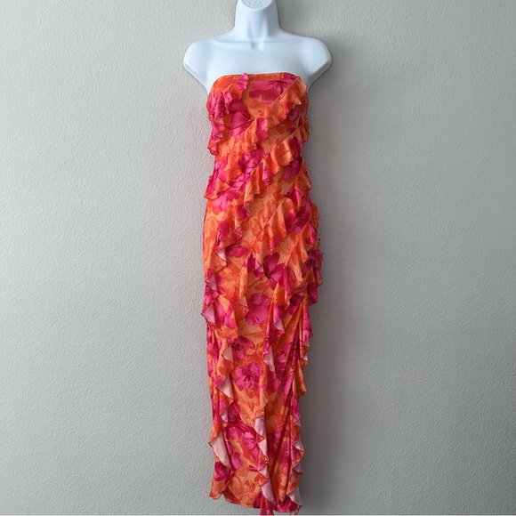 Zara Dresses & Skirts - Strapless Tropical Floral Maxi Dress